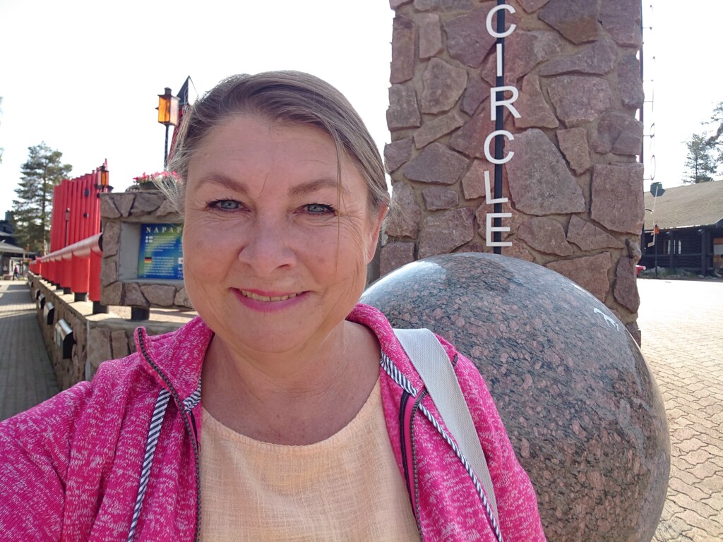 © Barbara Blunschi www.reisen-lifestyle.ch Selfie Artic Circle